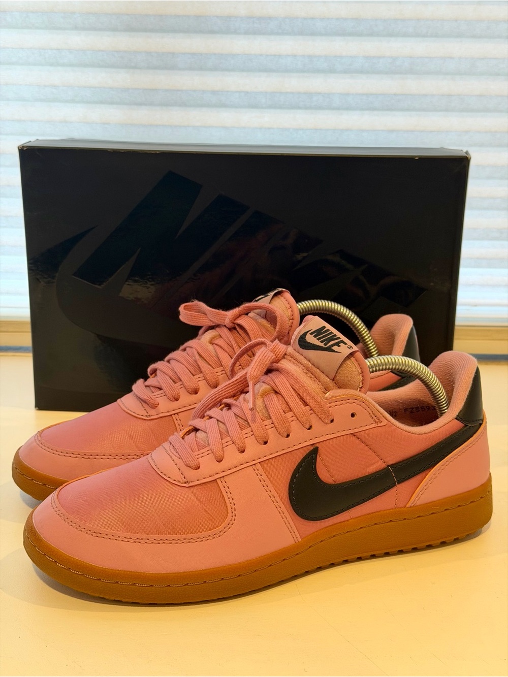 Nike Women’s Field General Pink Sneakers Gum Sole Elemental Pink Obsidian Swoosh - Picture 2 of 7